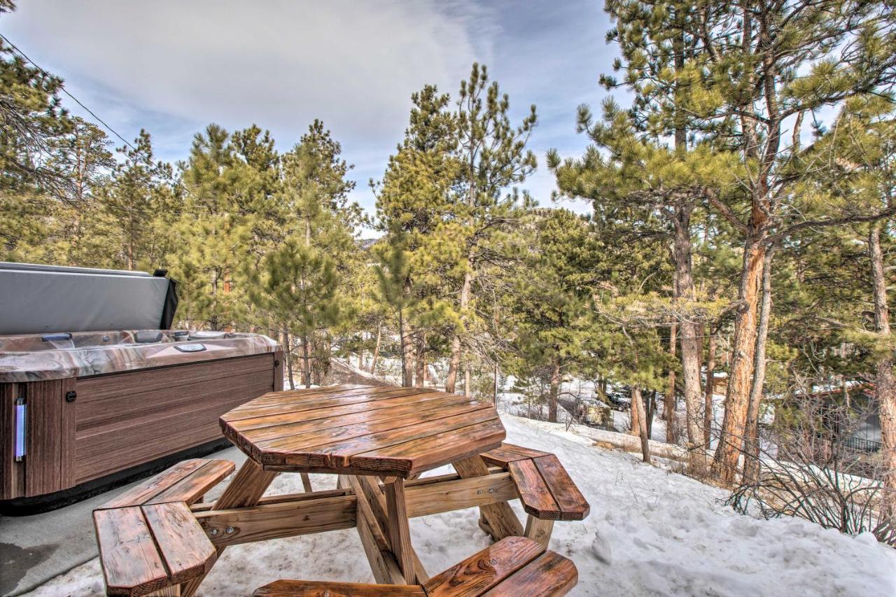 Luxe Updated Home With Grill And Hot Tub 4 Mi To Rmnp Estes Park Dış mekan fotoğraf